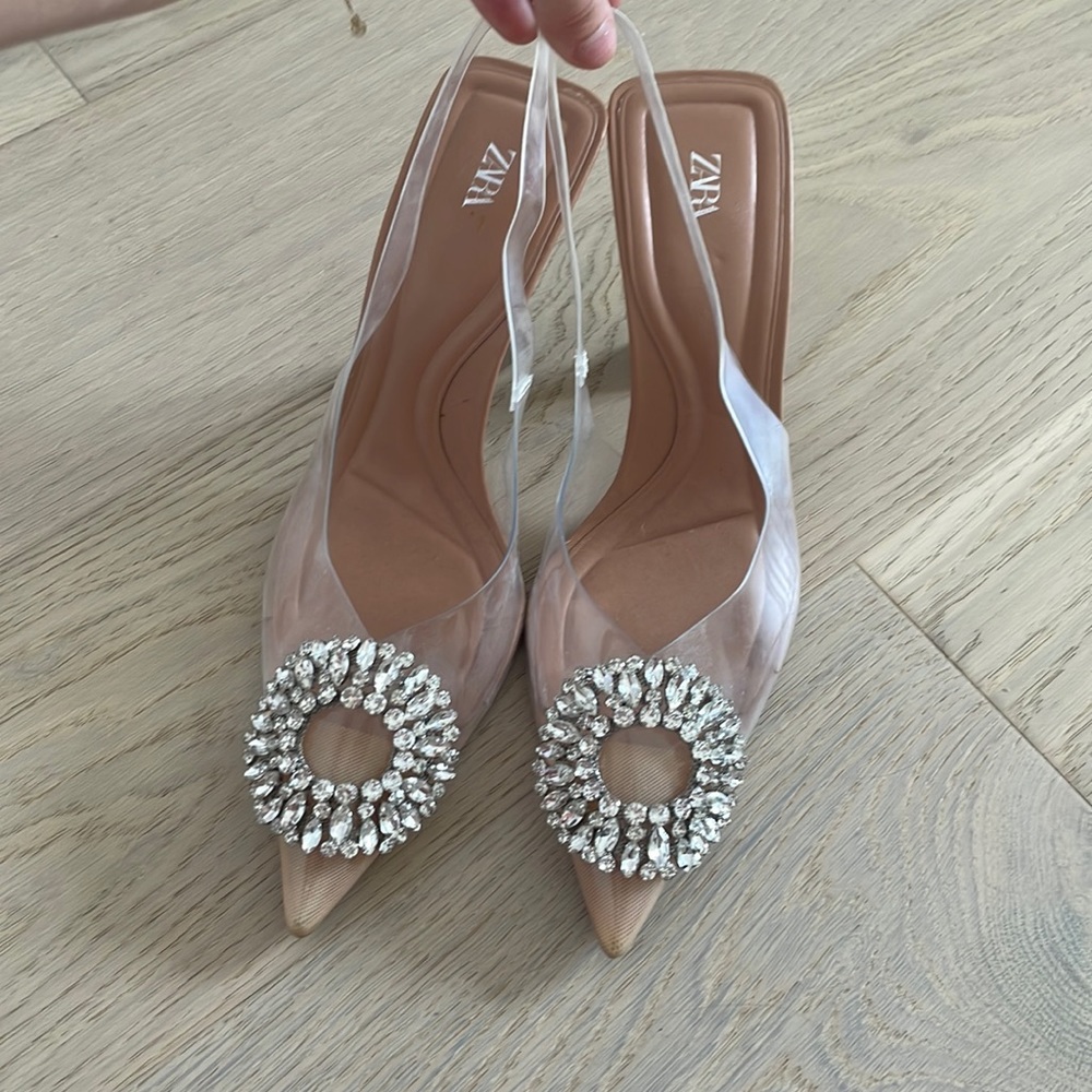 Heeled sandals